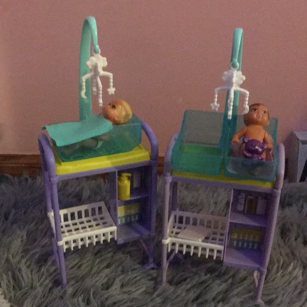 Barbie baby doctor